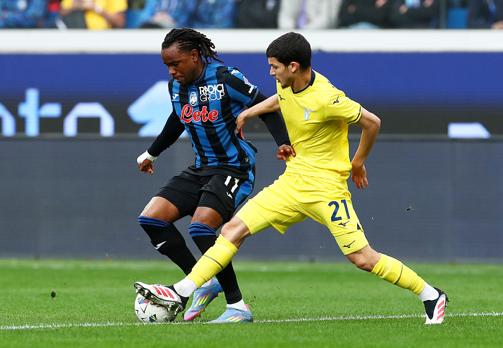 Dribbling a confronto: Lookman e Orsolini per la Champions