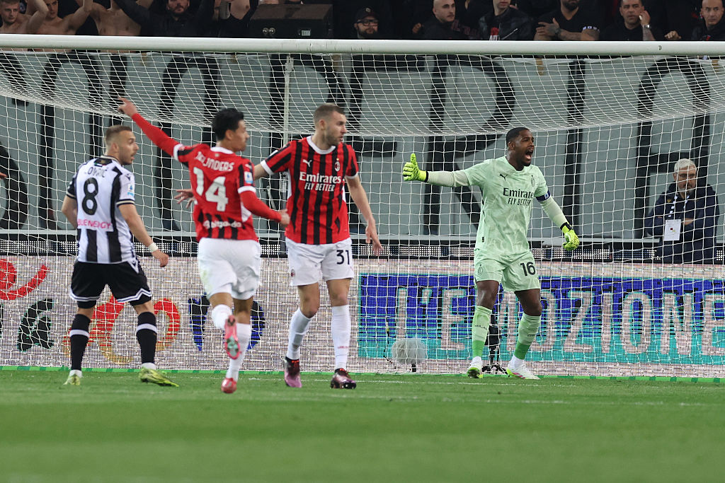 Milan-Atalanta: Gimenez e Maignan verso il recupero, Walker out