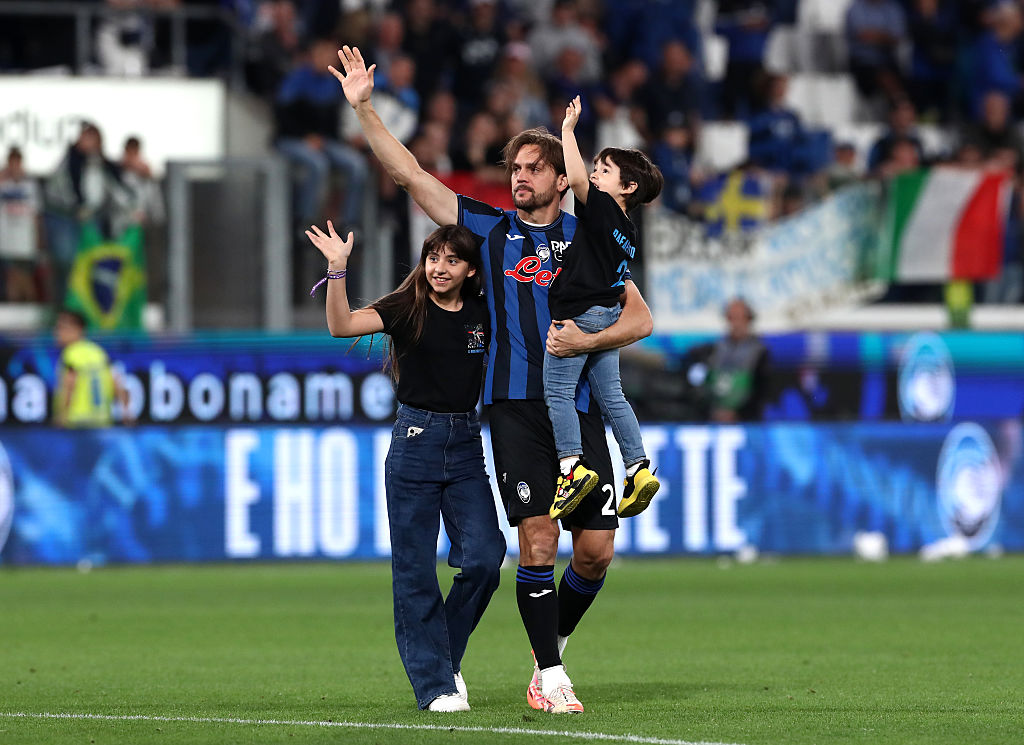 Hateboer e la passerella al Gewiss Stadium