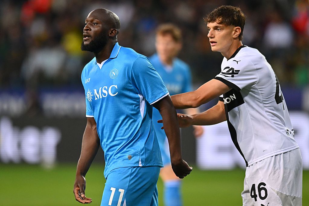 Atalanta punta Leoni: sfida alle milanesi per il difensore