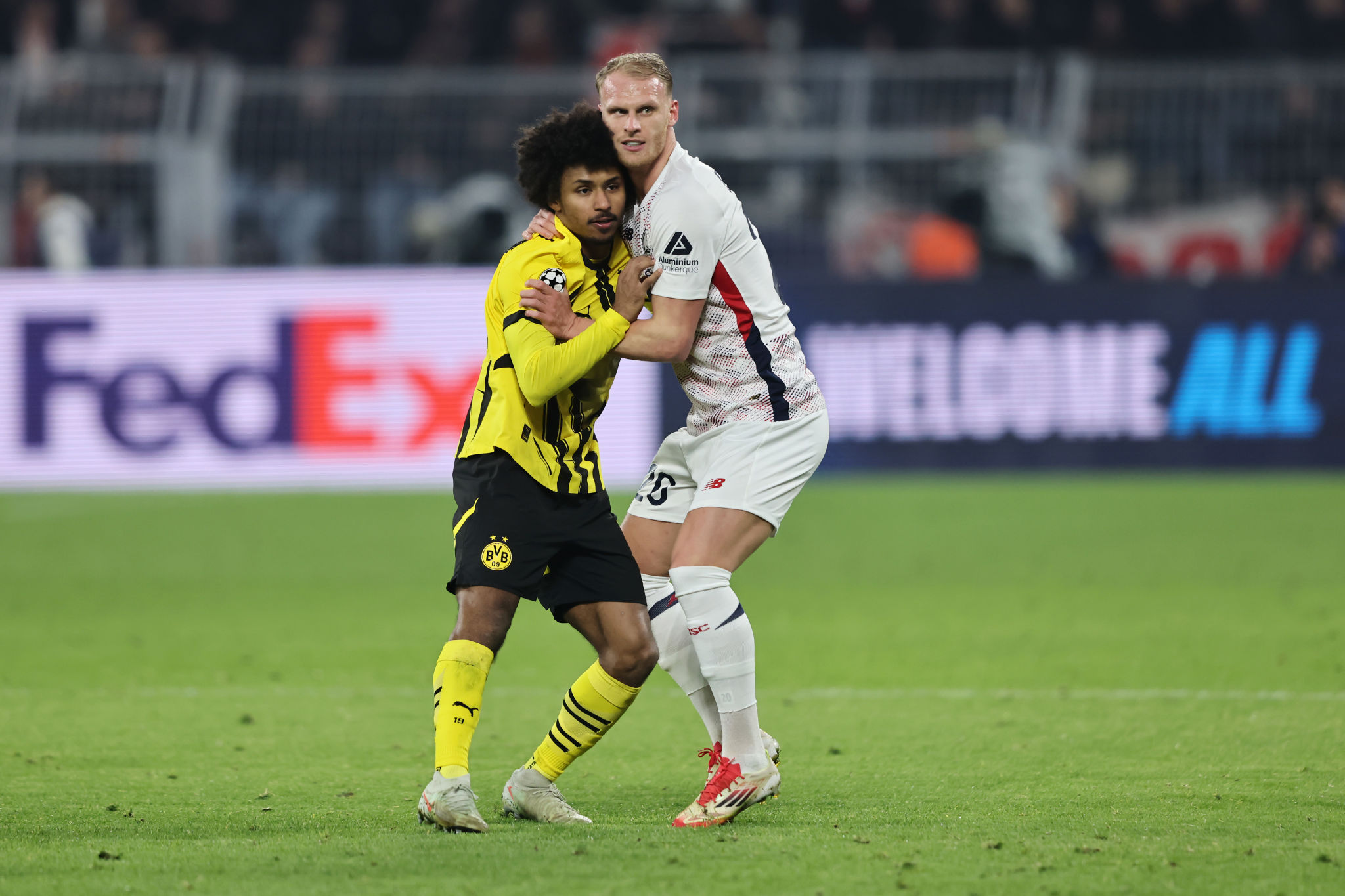 Atalanta, brutte notizie: rottura crociato per Bakker