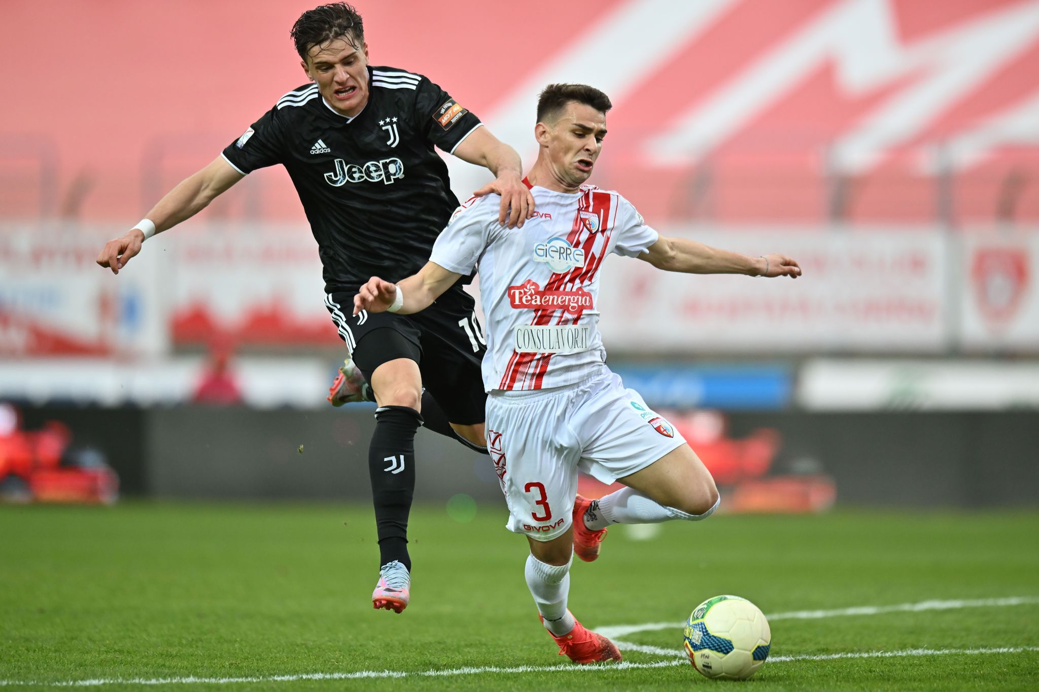 Caso Ceresoli, il Coni condanna l’Atalanta: risarcimento al Catanzaro per il prestito interrotto