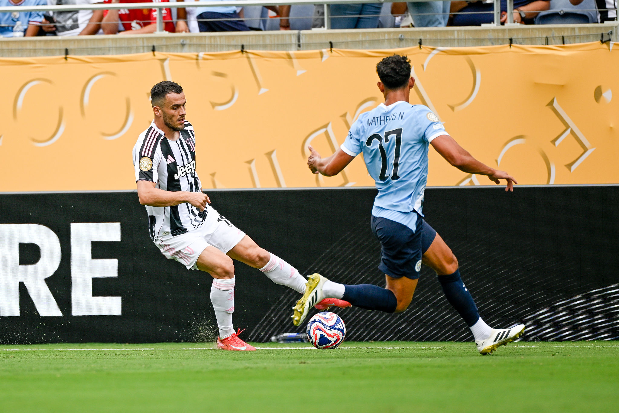 Atalanta: Kostic idea per la fascia. Ma il serbo vuole la Juventus