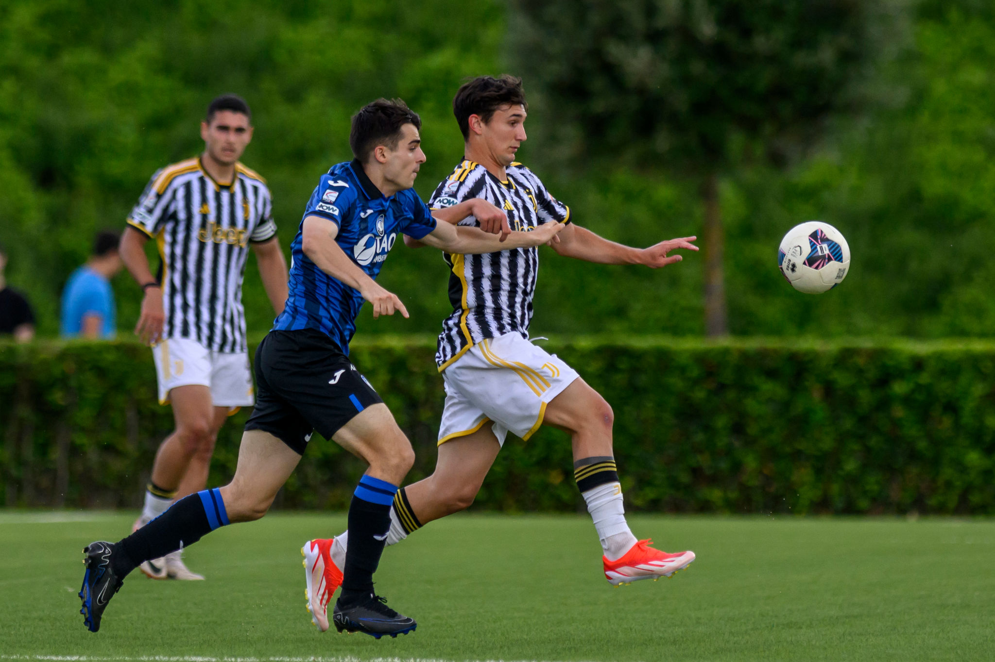Regonesi dall’Atalanta u23 passa in prestito al Latina