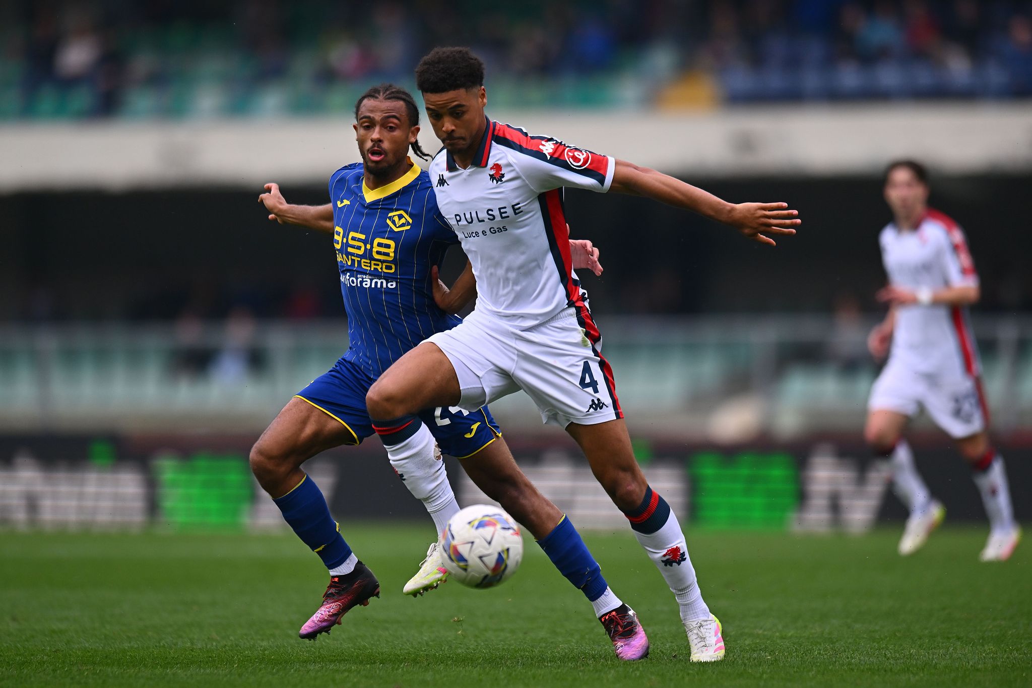 Atalanta, duello con l’Inter per il genoano De Winter