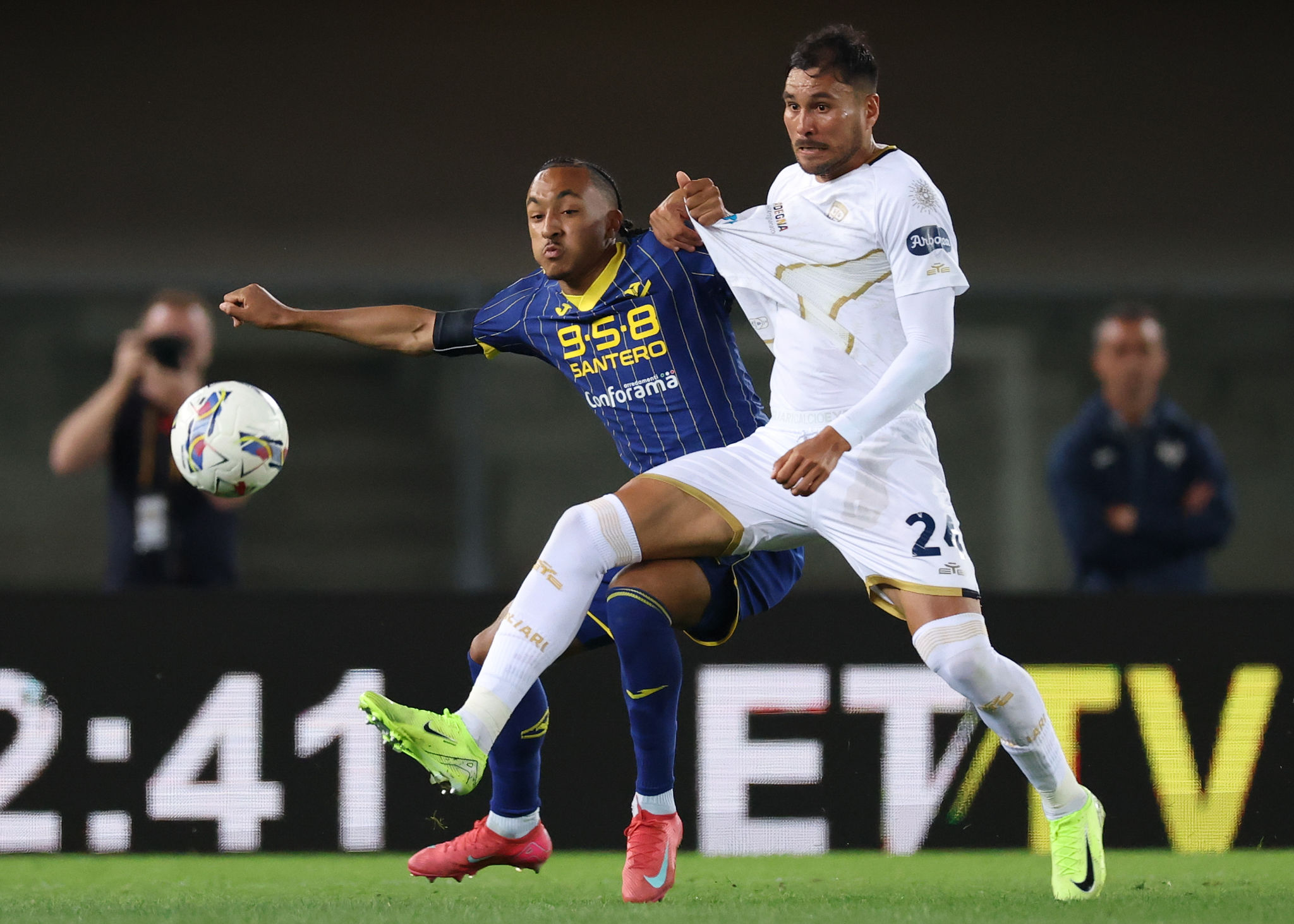 L’ex Atalanta Palomino dice addio al Cagliari: vicino il ritorno in Argentina