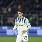 Roma, striscione contro Zalewski: "Spione e infame". Ma dietro ci sarebbe una vicenda di gossip