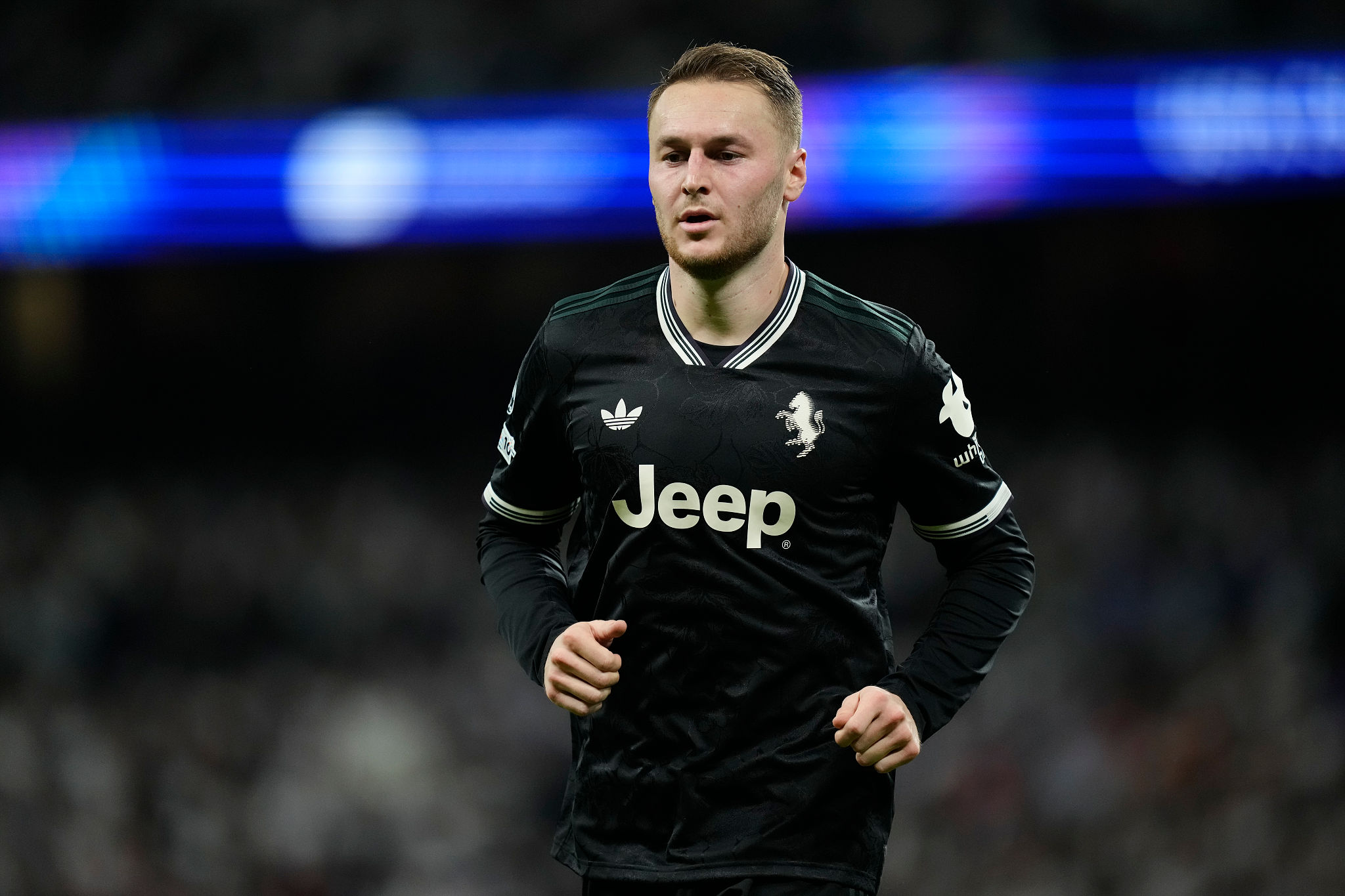 Koopmeiners si reinventa difensore: la trasformazione dell’ex Atalanta