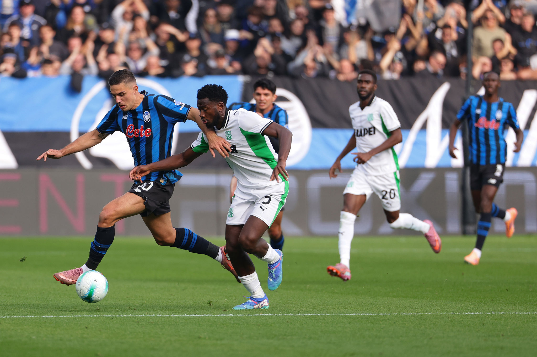 Atalanta, bilancio in chiaroscuro dalle nazionali: Krstovic in gol, Zalewski rimedia una squalifica