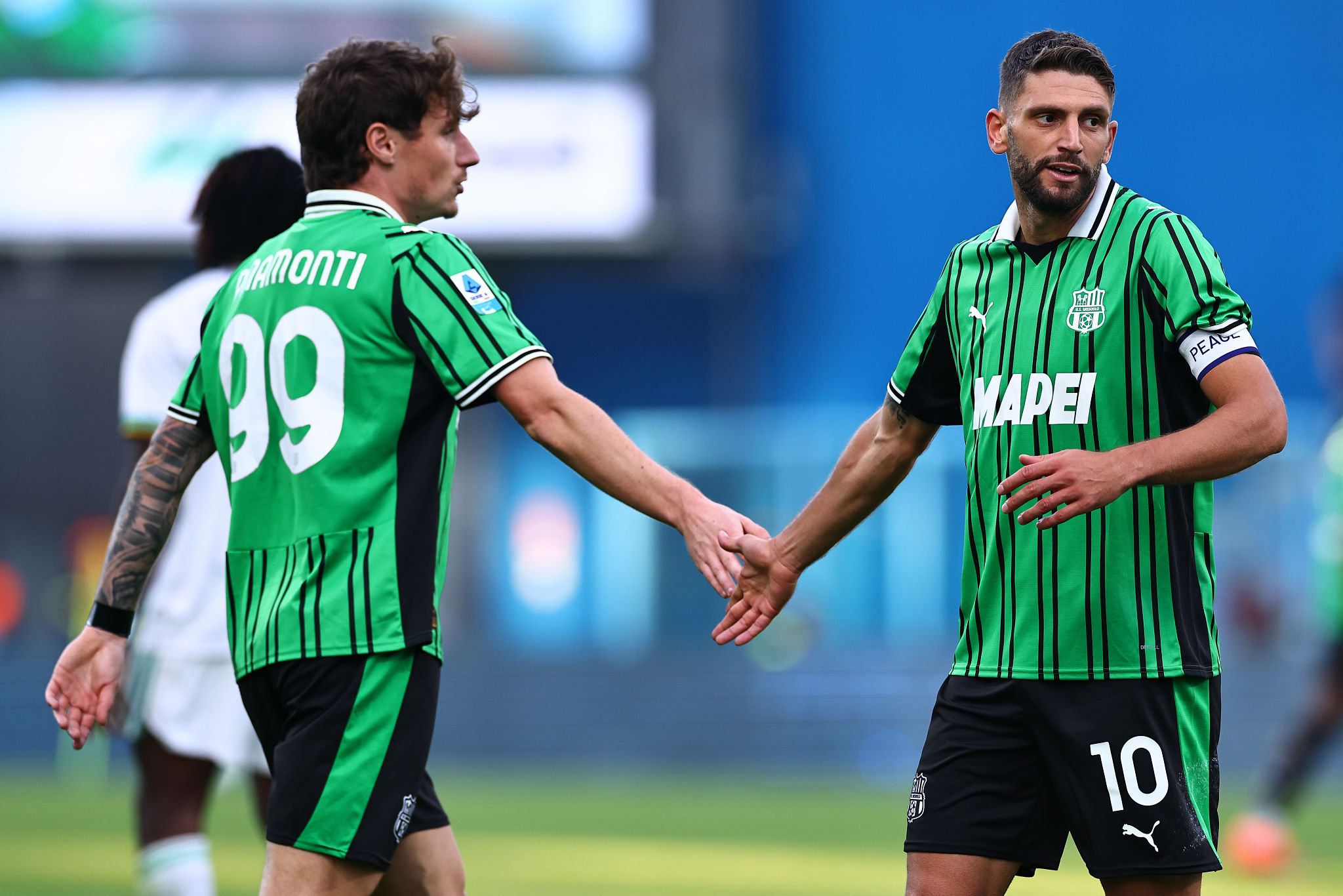 Pinamonti e Berardi affondano l'Atalanta: il Sassuolo raddoppia a Bergamo