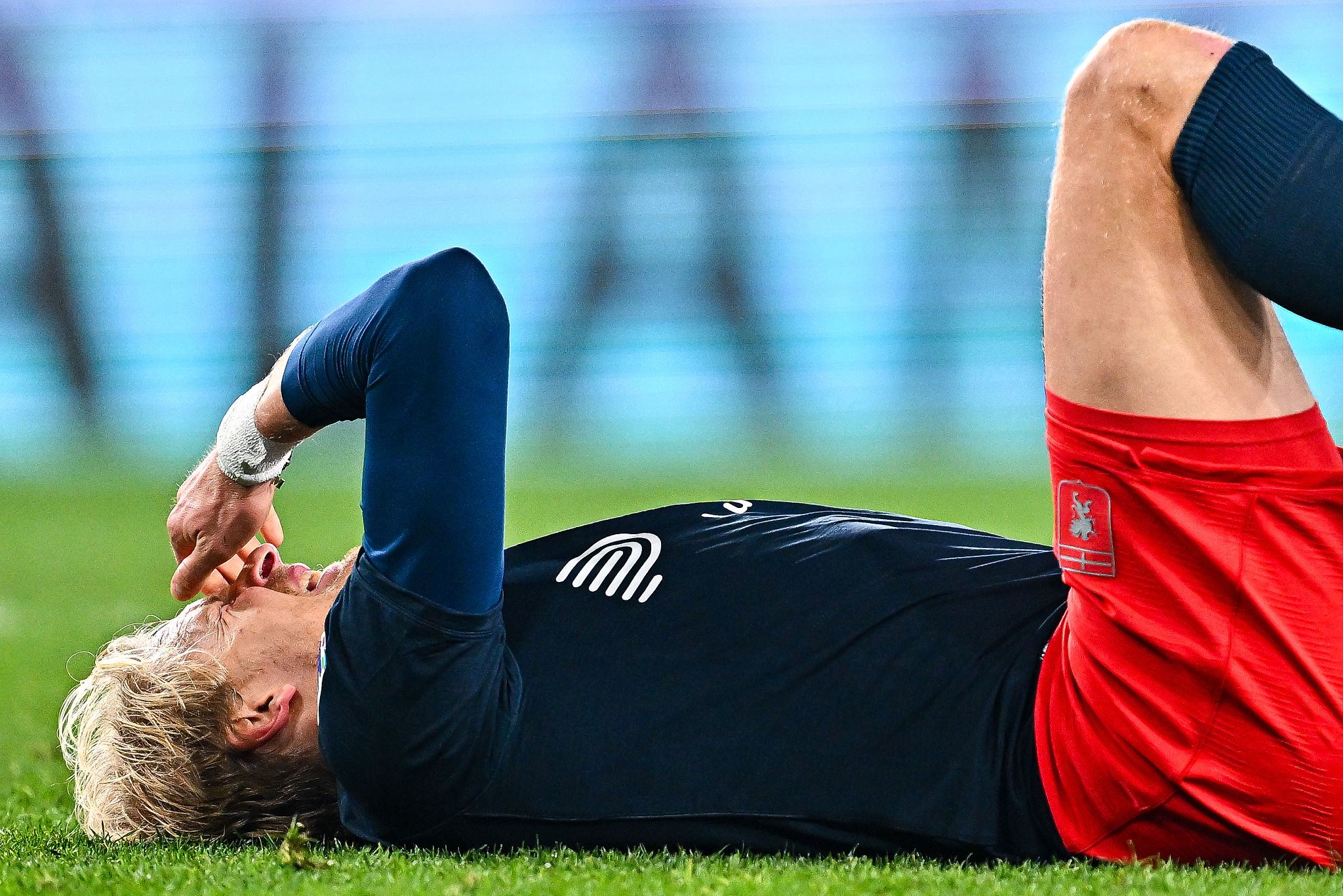 Thorsby si sacrifica contro l'Atalanta: spalla lussata, ma resta in campo