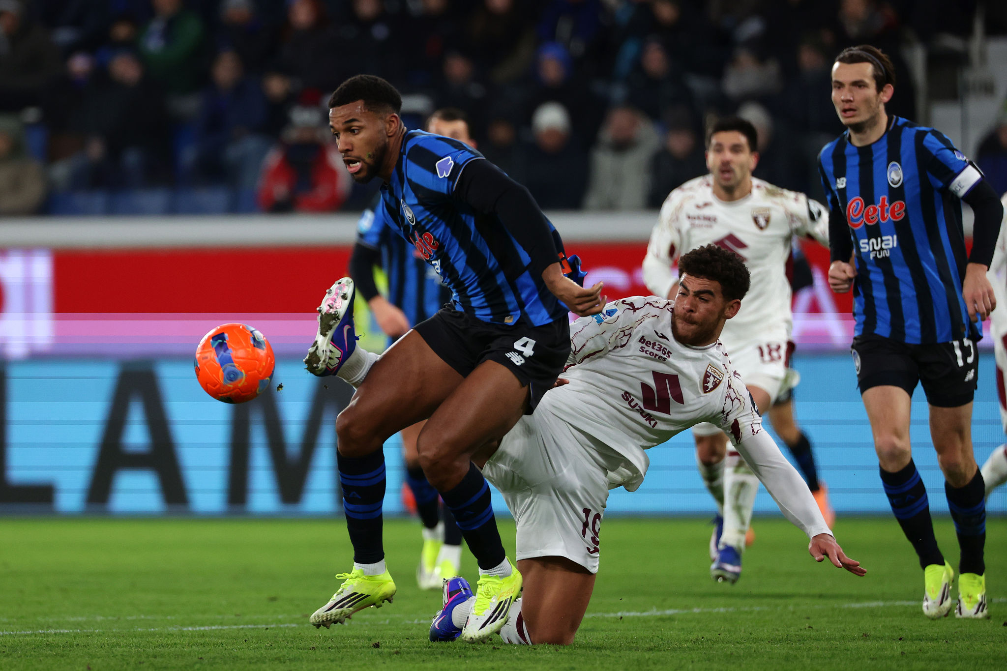 Festa in casa Atalanta: Isak Hien compie 25 anni