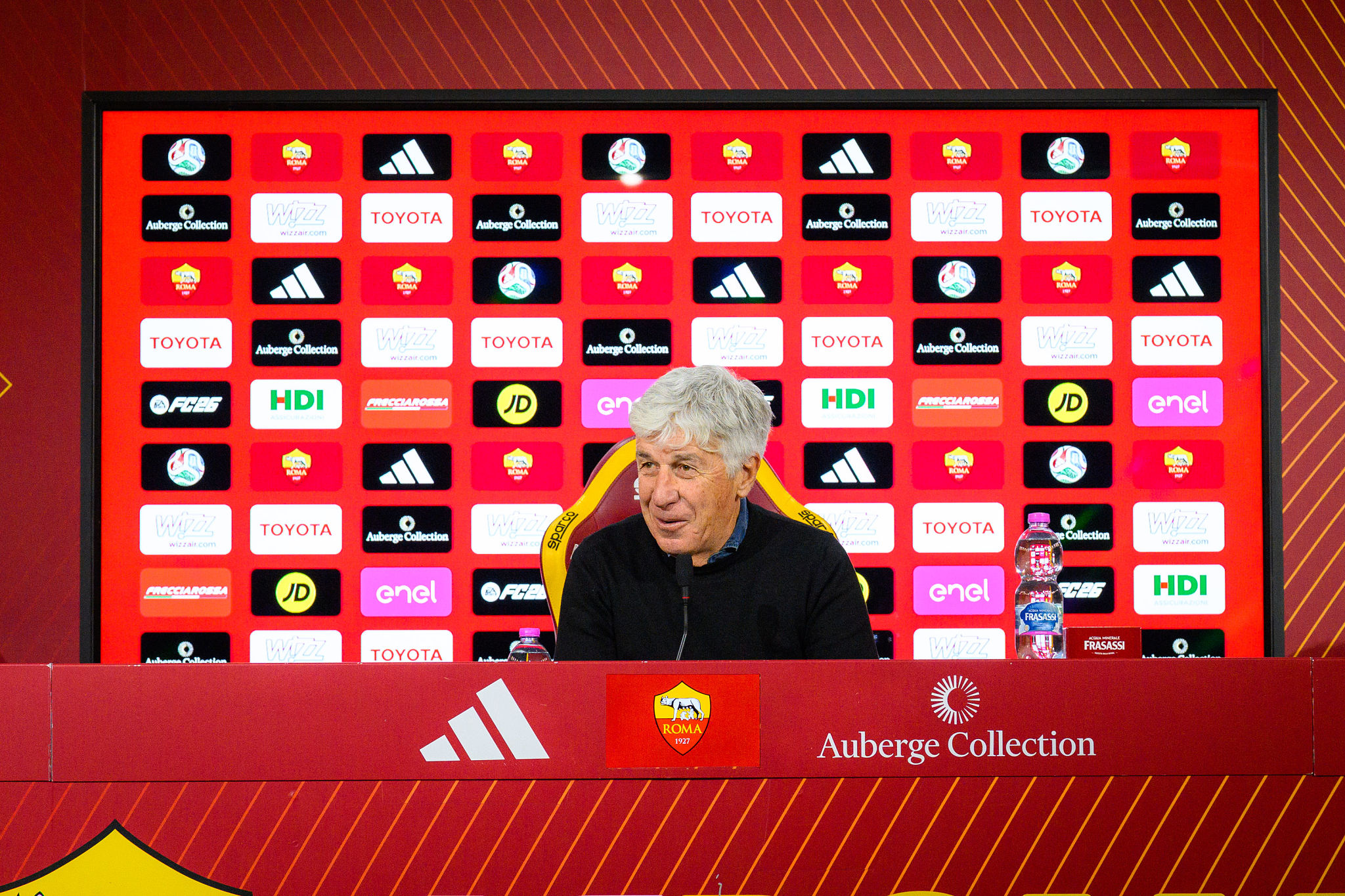 Gasperini torna a Bergamo, l’omaggio della Curva Pisani e l’abbraccio dei tifosi