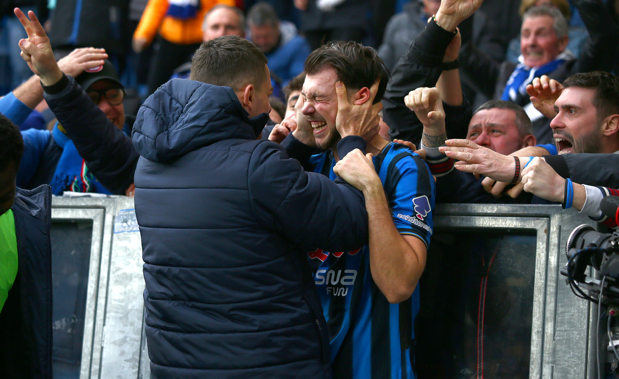 L’Atalanta non si arrende e rimonta il Napoli: finisce 2-1. Ora la zona Champions è vicinissima