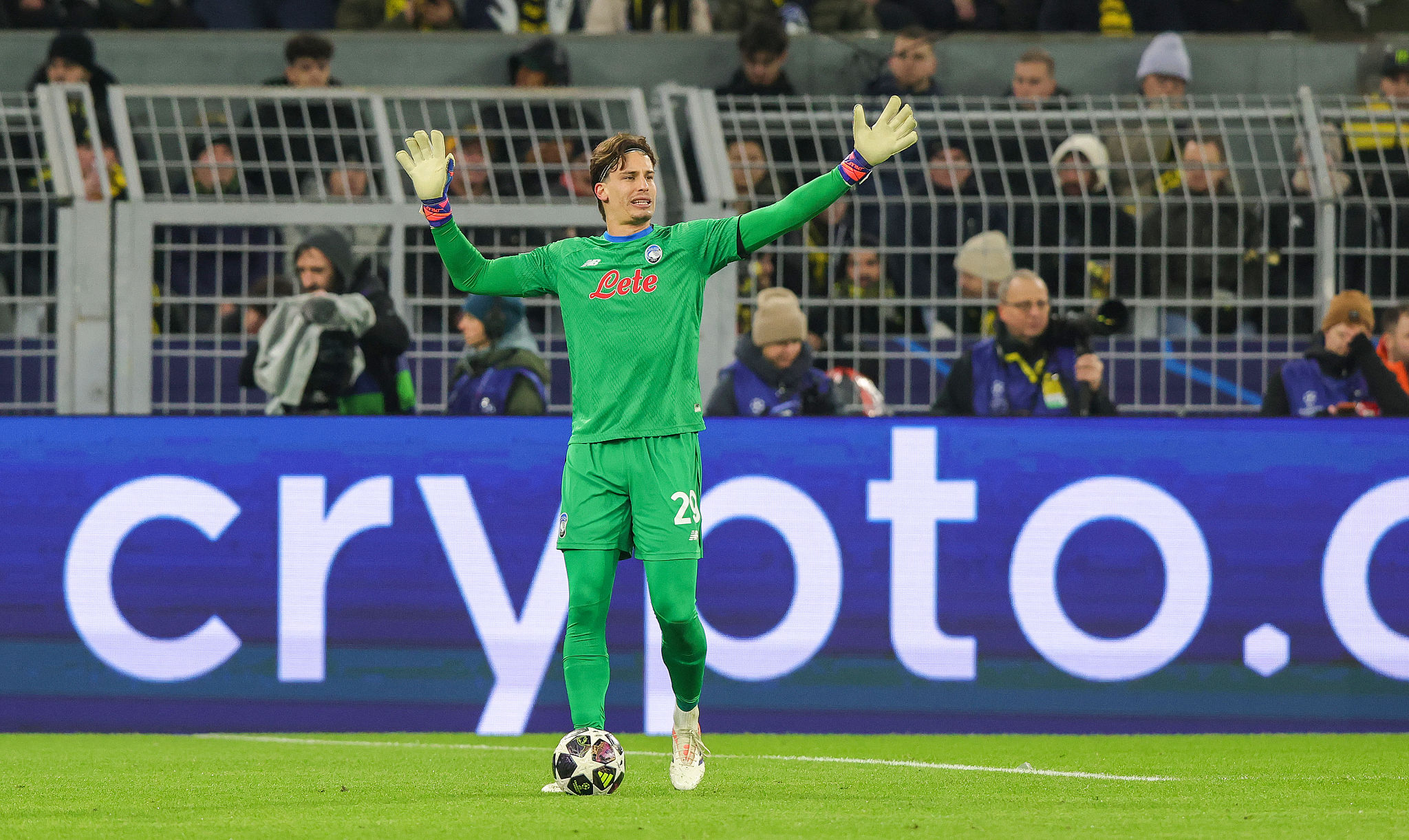 Bucci incorona Carnesecchi: “È il futuro della porta azzurra, un talento puro”