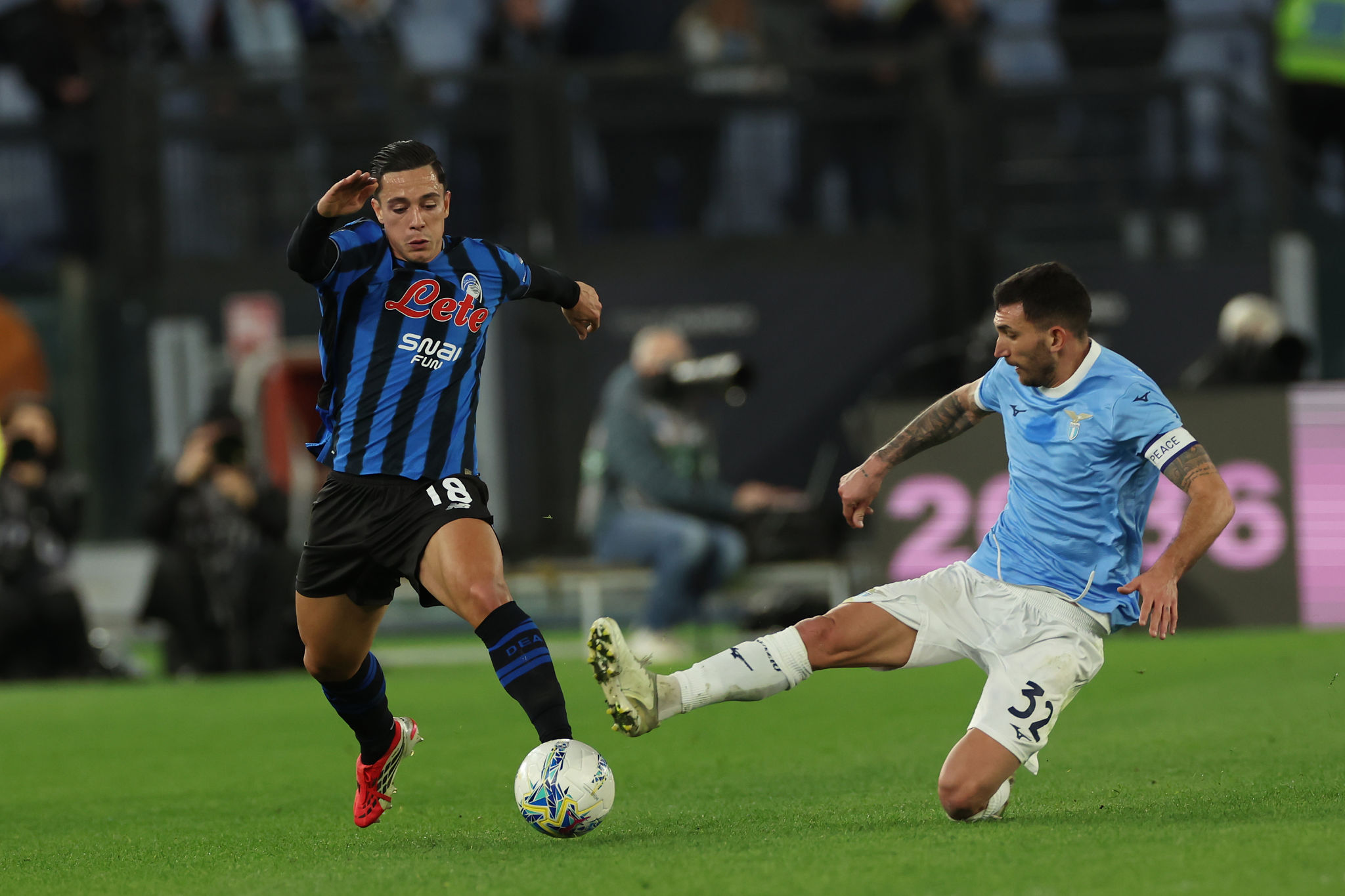 Stiramento per Raspadori: salta il Borussia e torna a marzo