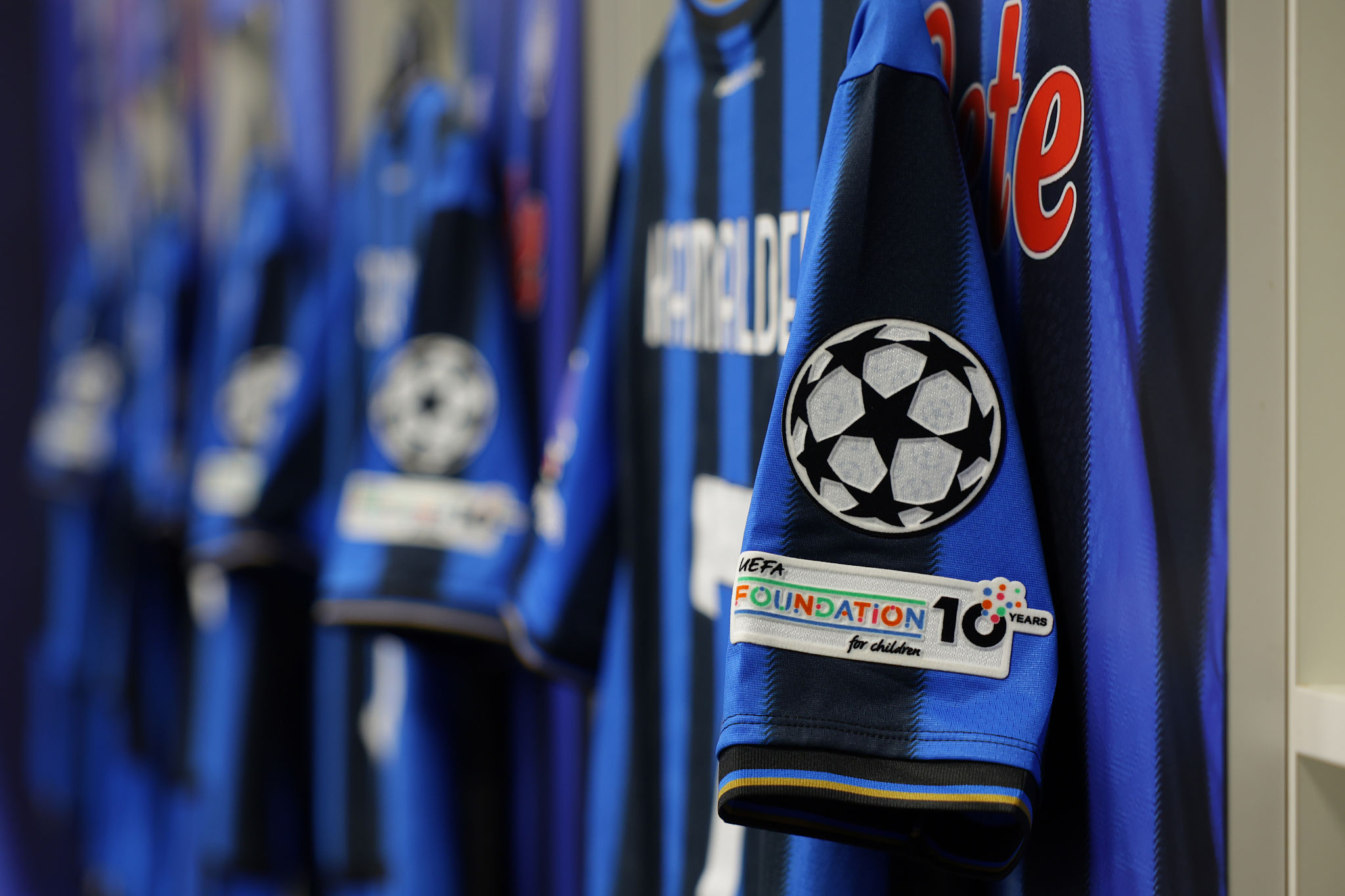 Atalanta-Bayern Monaco, sequestrati 800 articoli falsi per 10mila euro