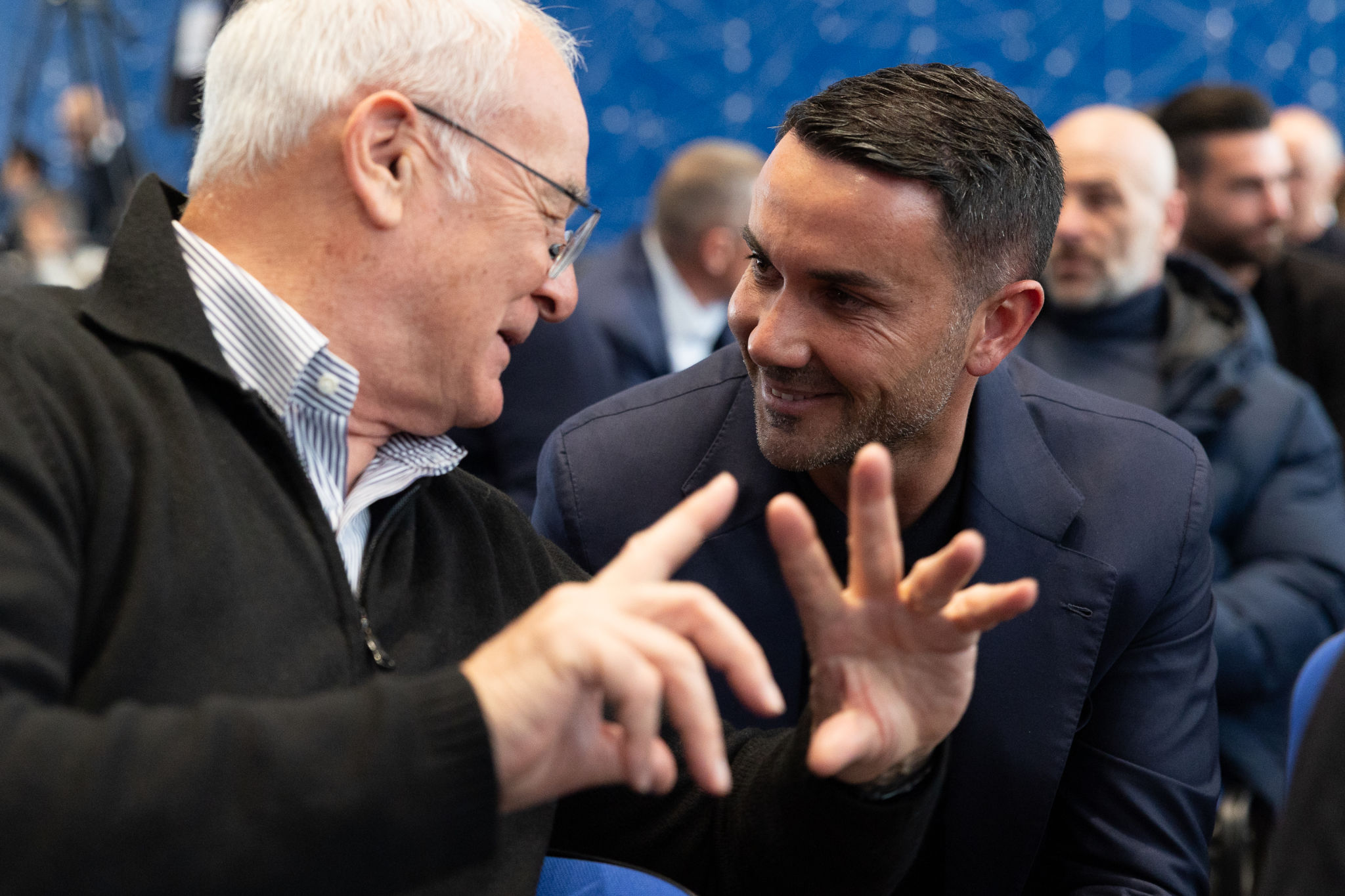 Mister Raffaele Palladino lancia la sfida: otto finali per la Champions League