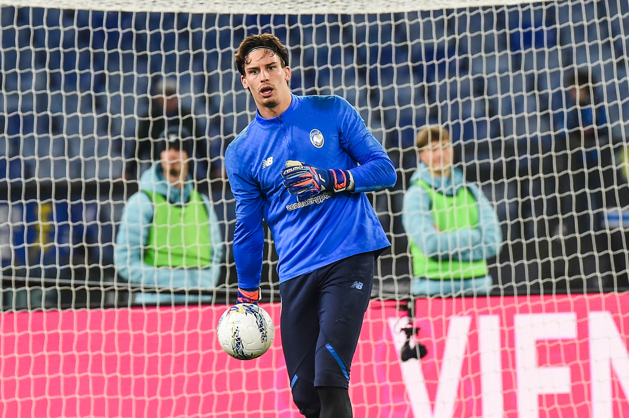 La Juventus progetta la rivoluzione in porta: Carnesecchi primo obiettivo, ma il prezzo è alto