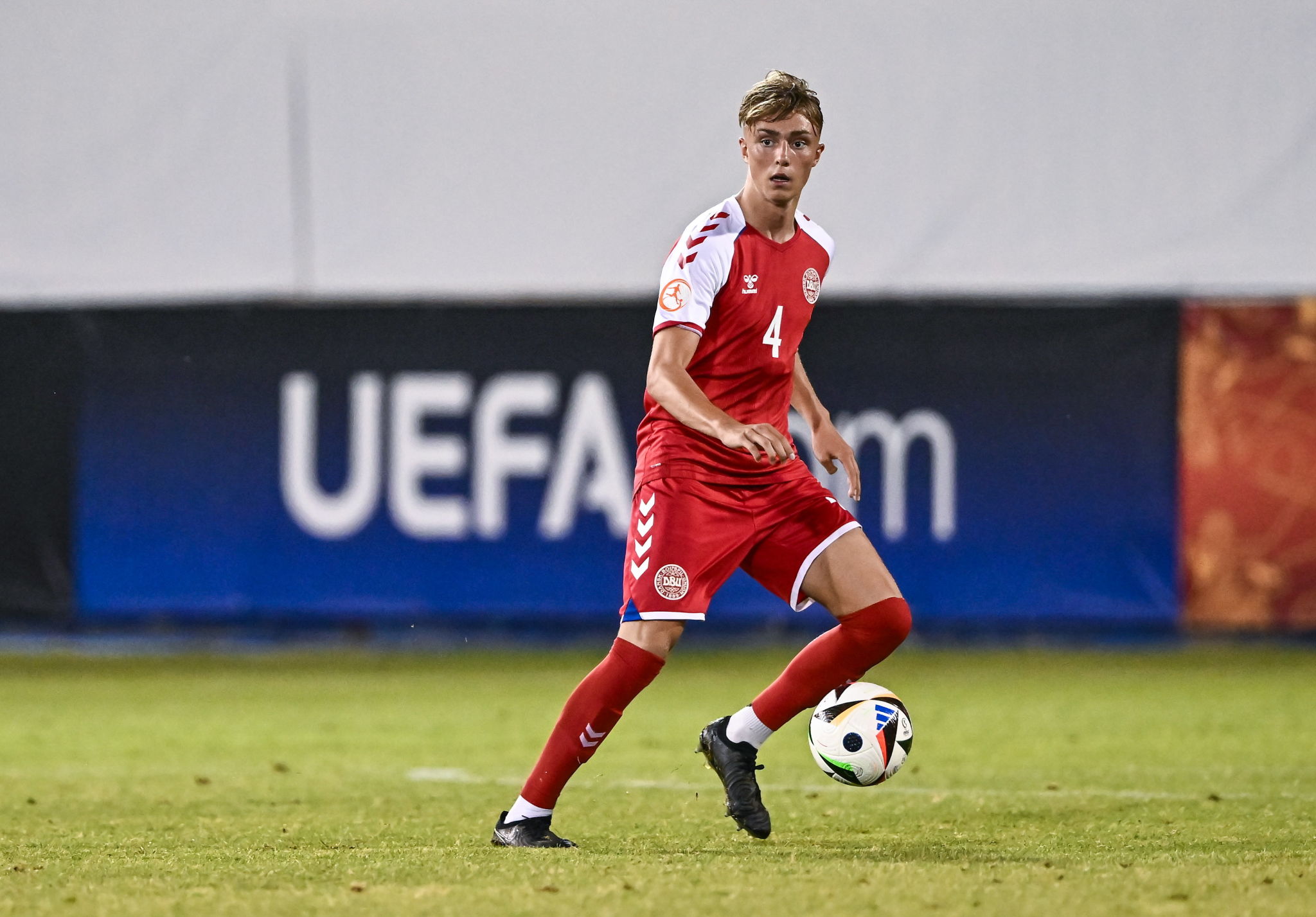 Markmann nel mirino dell'Atalanta: la difesa nerazzurra guarda in Danimarca