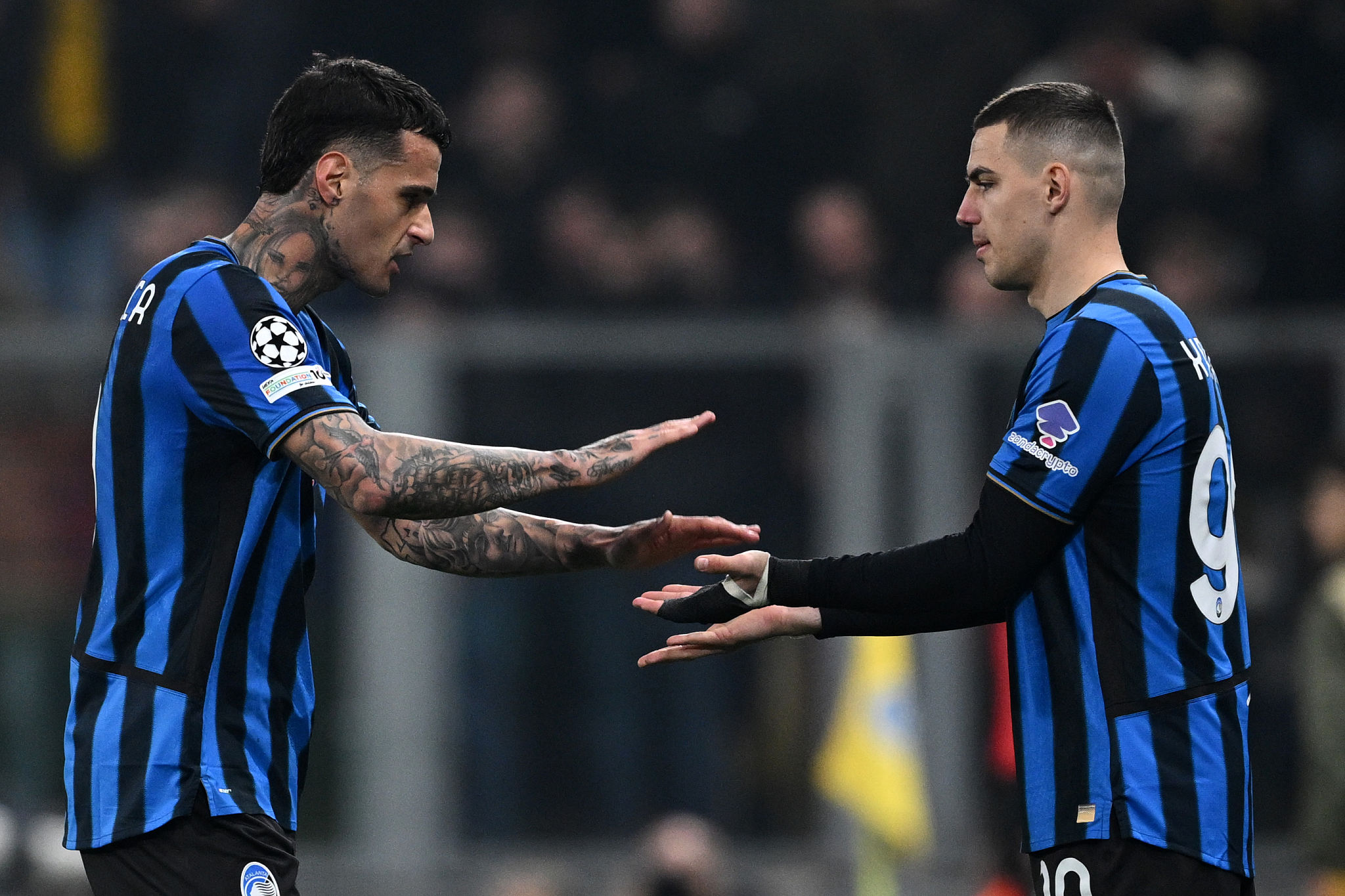 Schalke 04-Atalanta 0-3, la Dea vince in Germania: Scamacca, Samardžić e Krstović firmano il successo