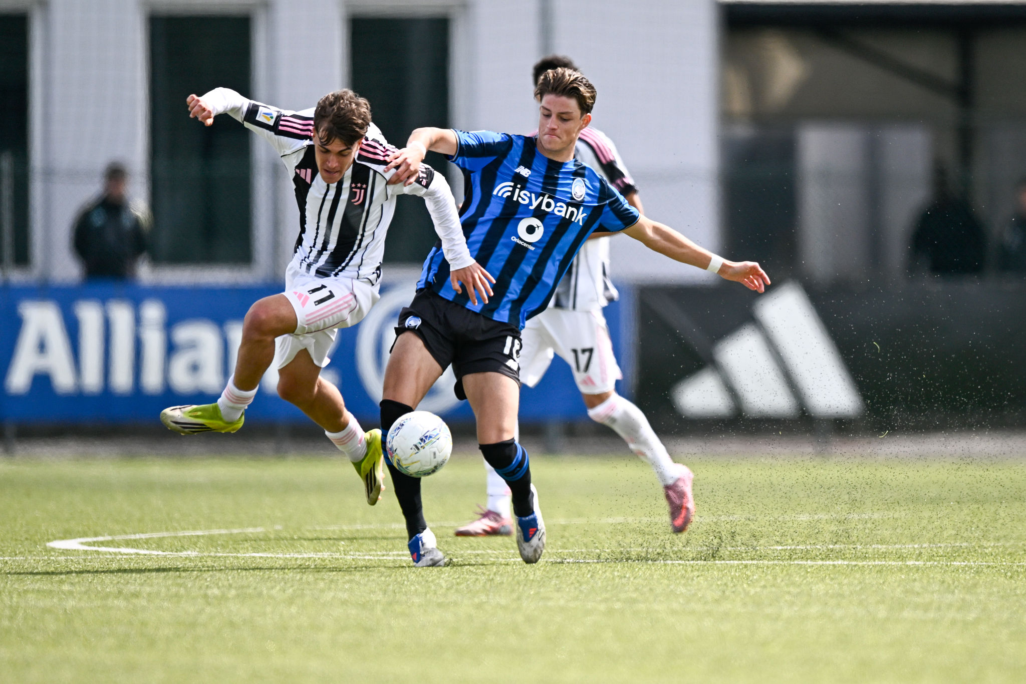 Crolla il sogno scudetto della Primavera: il 3-0 della Juventus cancella i playoff
