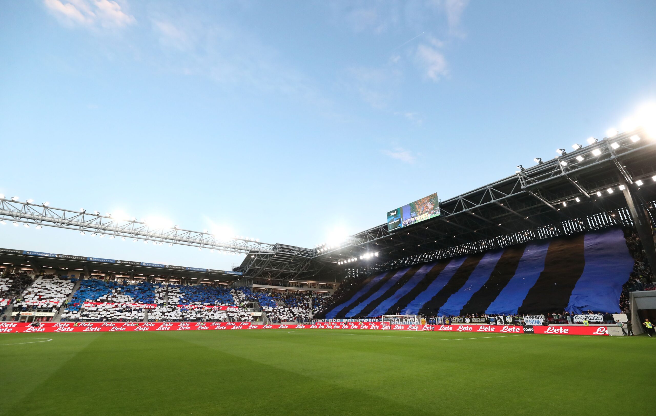 Atalanta, festa alla NB Arena: quattromila tifosi per l'allenamento a porte aperte