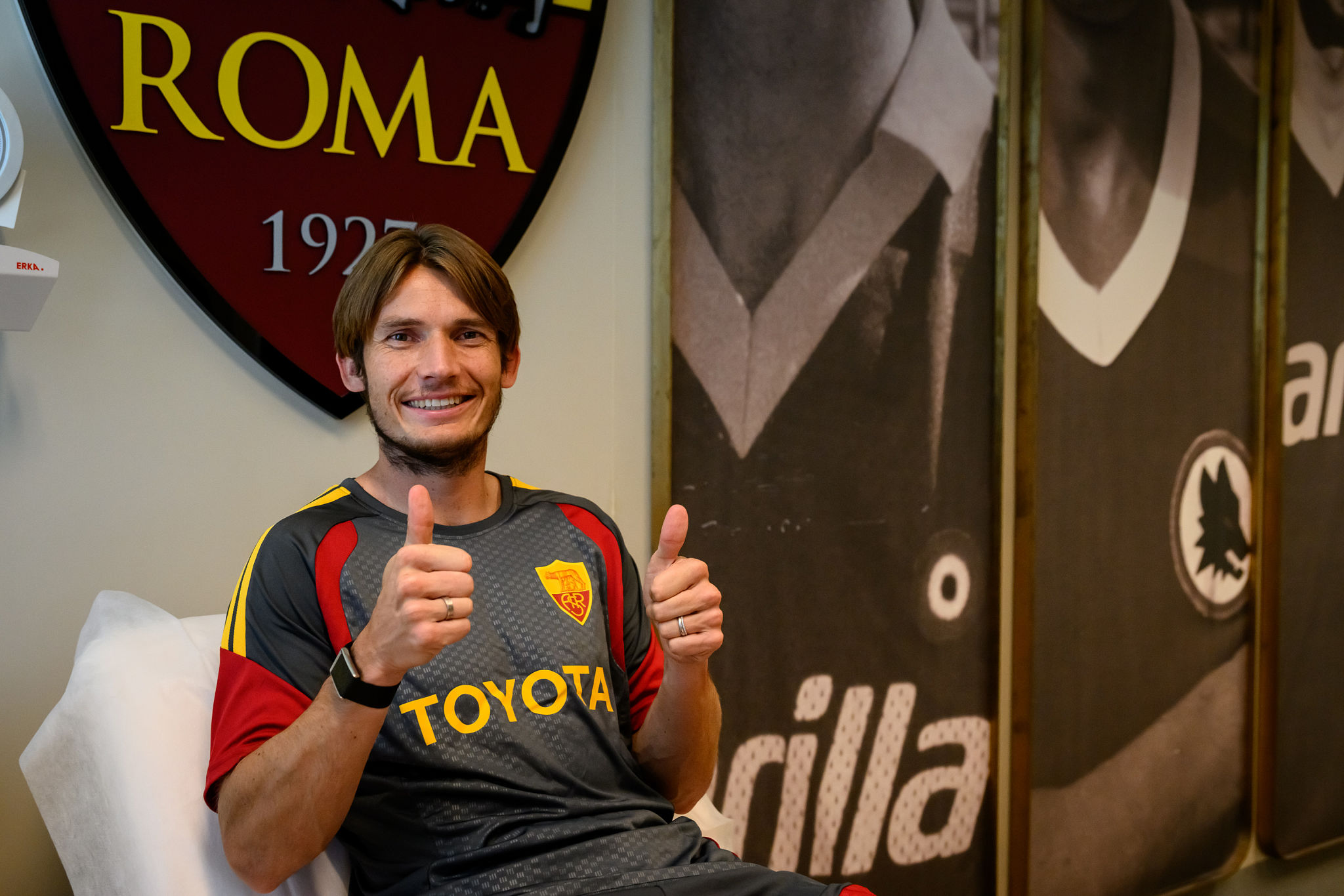 De Roon, l'addio all'Atalanta: "Nove anni fantastici con Gasperini, lo ringrazierò sempre"